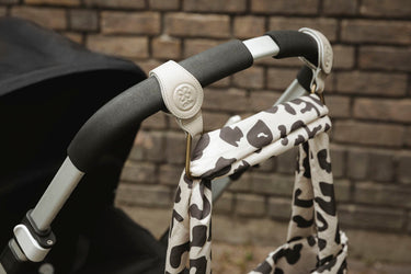 Cloby Kinderwagen Haken Hooks Leder beige