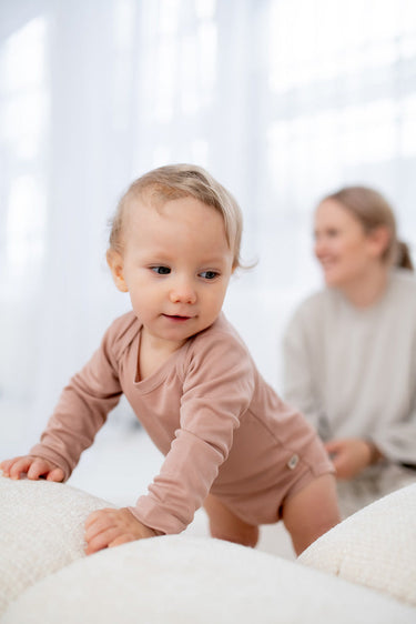 EVE + OLIVE Baby Body langarm Sweet Rose