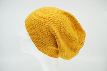 De Colores Mütze Linksstrick  maisgelb (21)