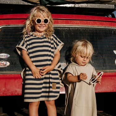 Cloby UV Poncho Navy/Sandy Stripe