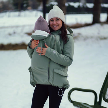 Mamalila Allwetter-Tragejacke Cosy Allrounder agave